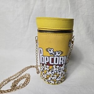 Popcorn Crossbody